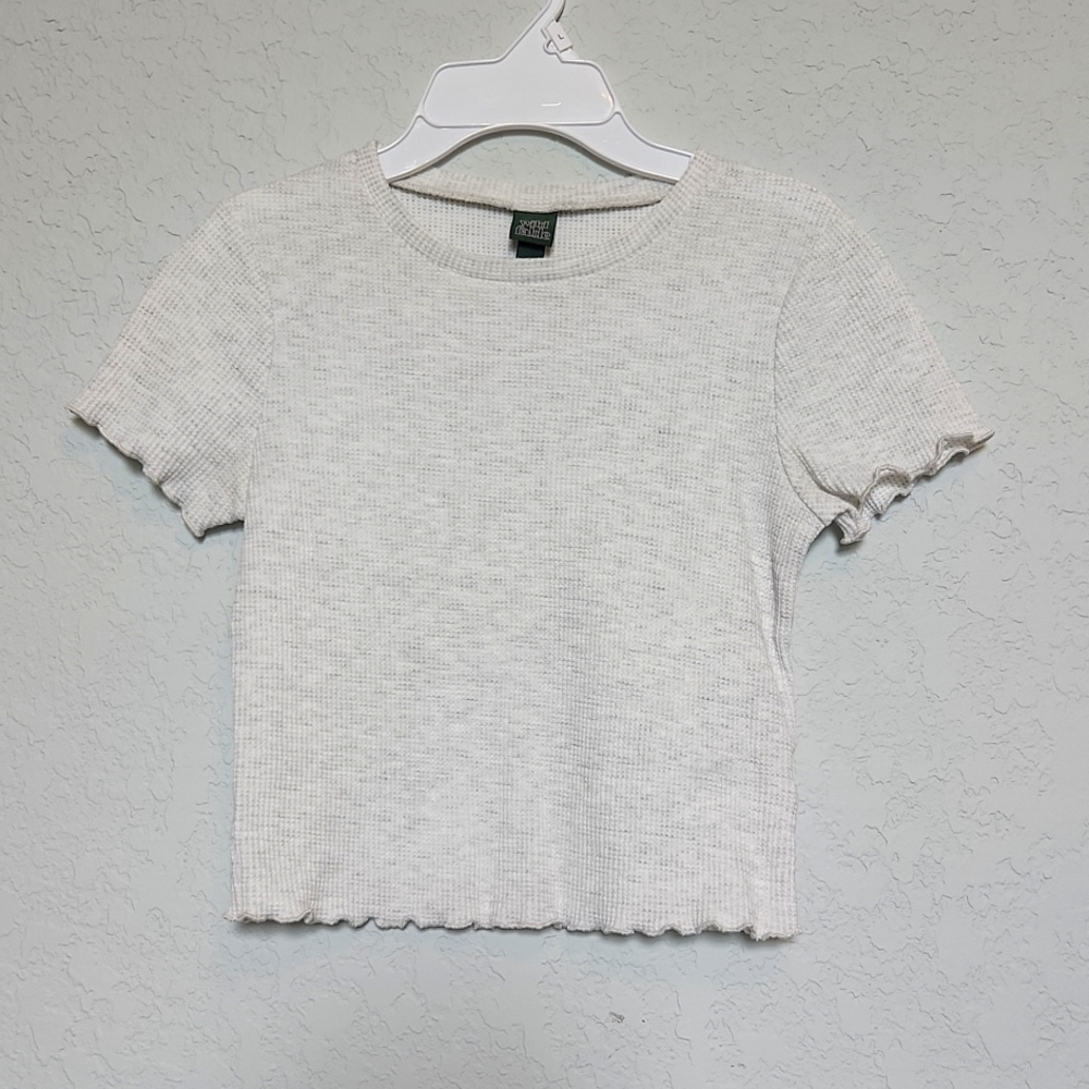 Wild Fable Small Top white & gray